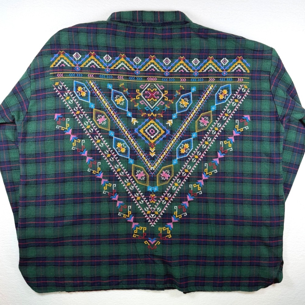 Umgee USA Womens XL Plaid Flannel Shirt Green Navy Embroidered Back WA4473